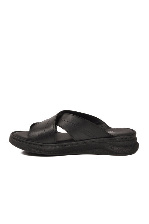 Siyah Yumuşak Tabanlı Çapraz Bantlı Kadın Terlik 492148 Z