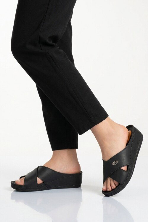 Siyah Topuk Jel Destekli Anatomik Kadın Terlik 09-063 Z