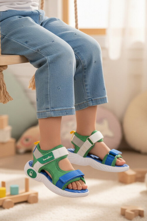 Yeşil Cırtlı Hafif Erkek Çocuk Spor Sandalet BN-1406 P