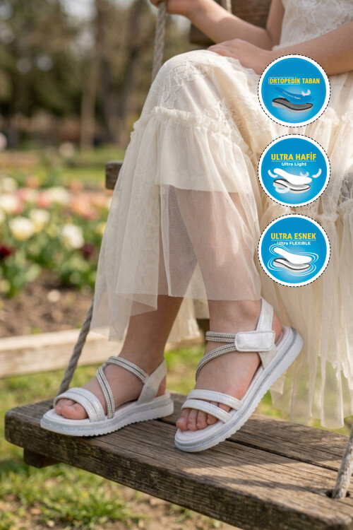 Beyaz Cırtlı Hafif Ortopedik Kız Çocuk Sandalet 26A94 F