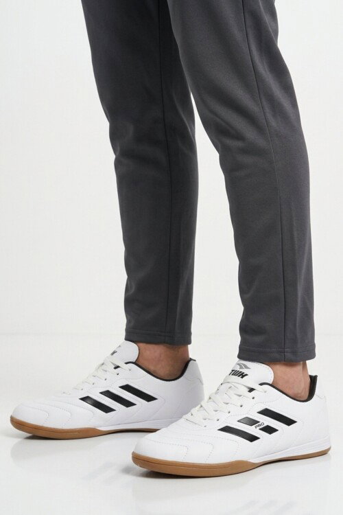 Beyaz Kaymaz Taban Erkek Çocuk Futsal Ayakkabısı 227 G