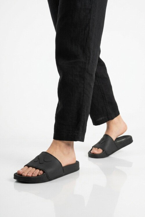 Siyah Hafif Esnek Unisex Terlik 8000-02 G