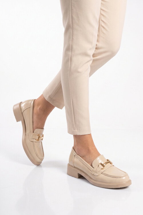 Bej Parlak Tokalı Şık Rahat Loafer Kadın Klasik Casual Ayakkabı PC-56064 