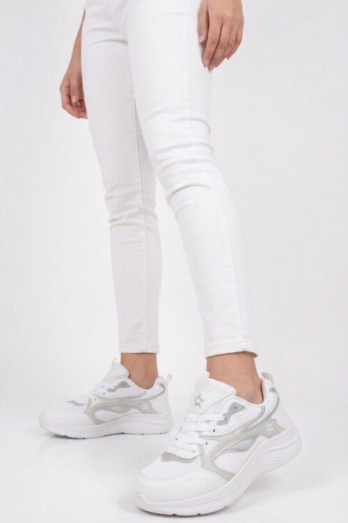 Beyaz-Gri Fileli Bağcıklı Nefes Alan Rahat Tabanlı Unisex Yürüyüş ve Spor Ayakkabı 26106 G