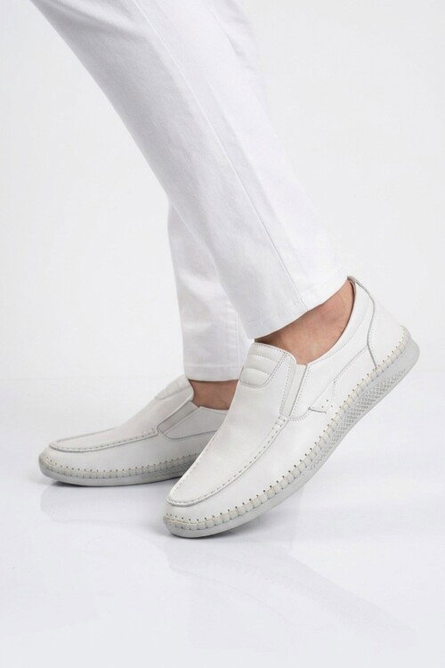 Erkek Beyaz Hakiki Deri Hafızalı Rahat Taban Şık Smart Casual Ayakkabı Loafer M741 M