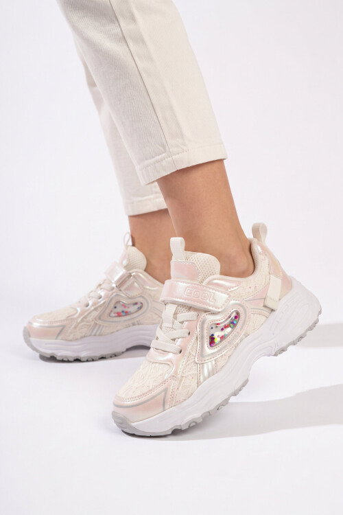 Beyaz Cırtlı Bağcıklı Kalın Tabanlı Kız Çocuk Spor Ayakkabı Sneaker Sımba