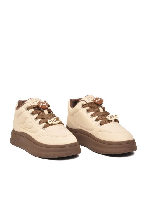 Kalın Tabanlı Bağcıklı Şık Rahat Kahverengi Kadın Sneaker Bot 26K421 