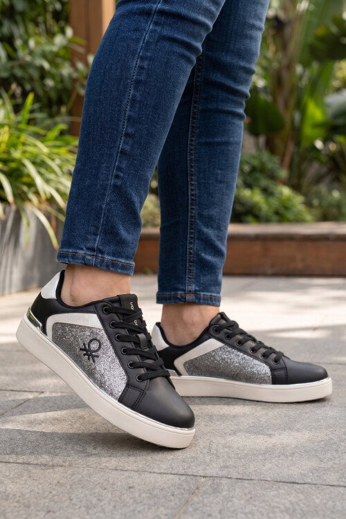 Parlak Simli Bağcıklı Kalın Taban Siyah-Beyaz Kadın Casual Yürüyüş Ayakkabı Sneaker BNI-12123