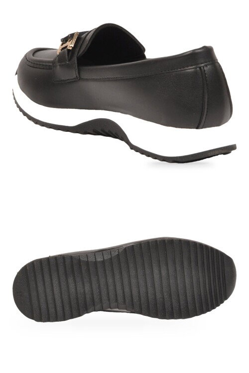 Tokalı Hafif Rahat Kadın Siyah-Beyaz Klasik Casual Ayakkabı Loafer 067 26K Z