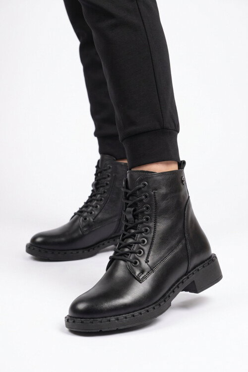 Black Genuine Leather Anatomical Womens Boots 8495 Z