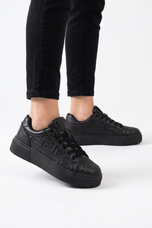 Siyah Bağcıklı Kalın Rahat Tabanlı Erkek Casual Yürüyüş Ayakkabı Sneaker  26201 M