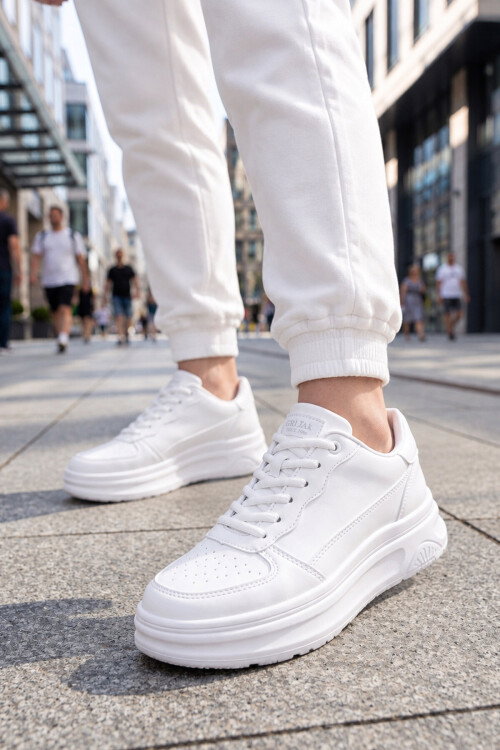 Beyaz Bağcıklı Kalın Tabanlı Unisex Yürüyüş ve Spor Ayakkabı Sneaker Code 412