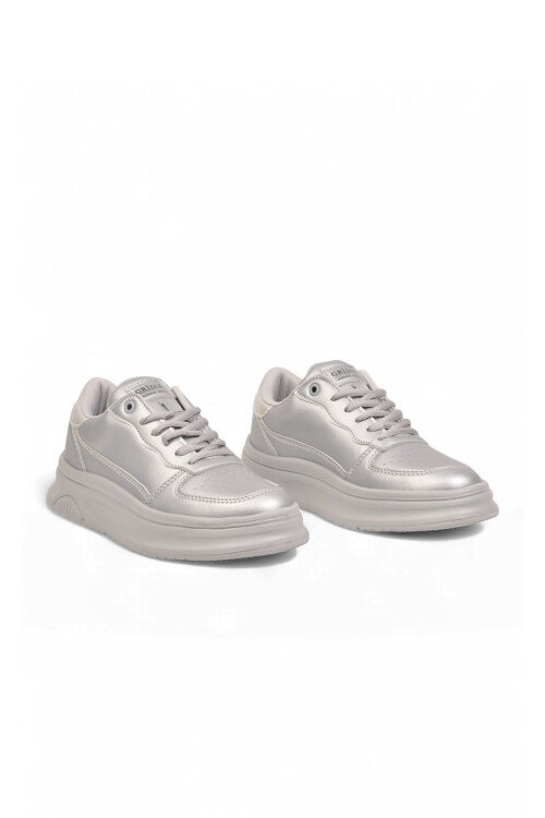 Gümüş-Gri Bağcıklı Kalın Tabanlı Unisex Yürüyüş ve Spor Ayakkabı Sneaker Code 412