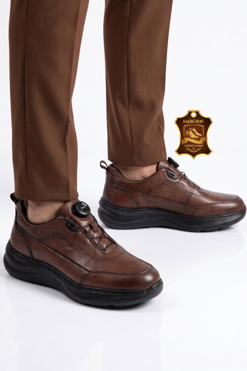 Kauçuk Tabanlı Akıllı Bağcıklı Hakiki Deri Kahve Erkek Casual Sneaker Ayakkabı 26K541-1