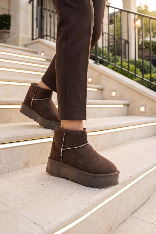 Kahve Süet İçi Kürklü Soğuğa Dirençli Şık Rahat Kadın Bot 696082