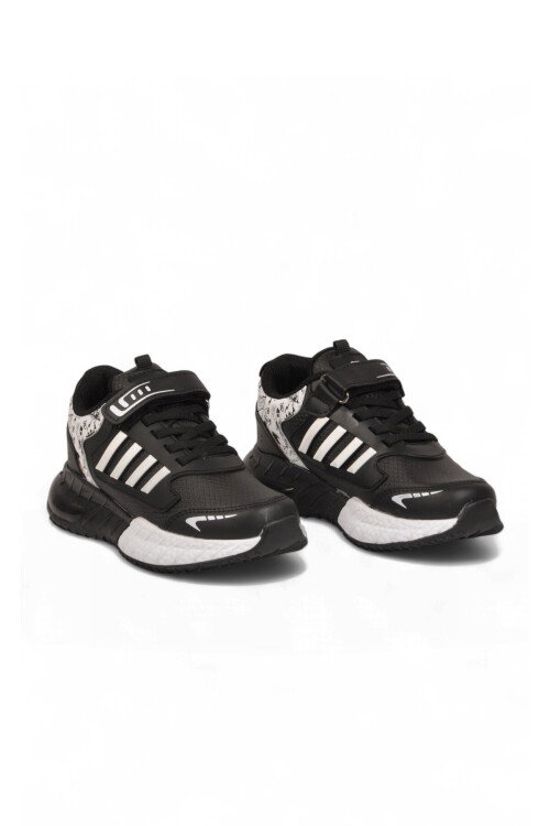 Cırt Bantlı Kalın Tabanlı Siyah-Beyaz Erkek Çocuk Yürüyüş ve Spor Ayakkabı Sneaker 748 Cilt