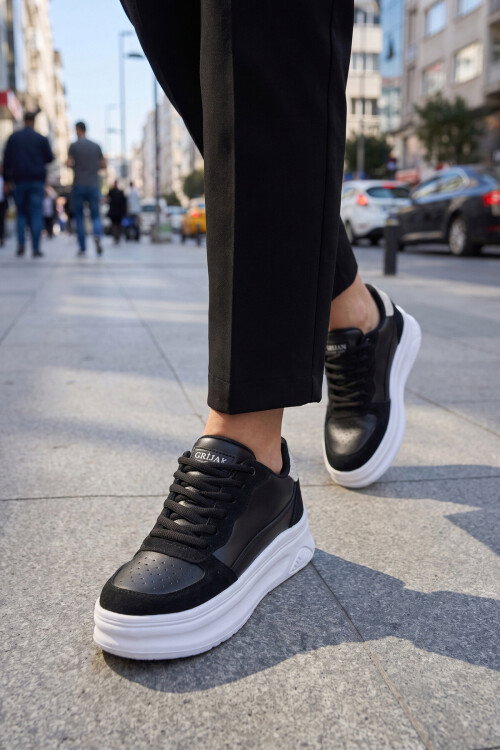 Siyah-Beyaz Bağcıklı Kalın Tabanlı Unisex Yürüyüş ve Spor Ayakkabı Sneaker Code 412