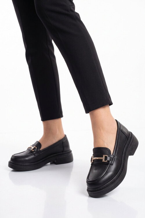 Tokalı Şık Rahat Hafif Kadın Siyah Klasik Casual Ayakkabı Loafer 1805 Z