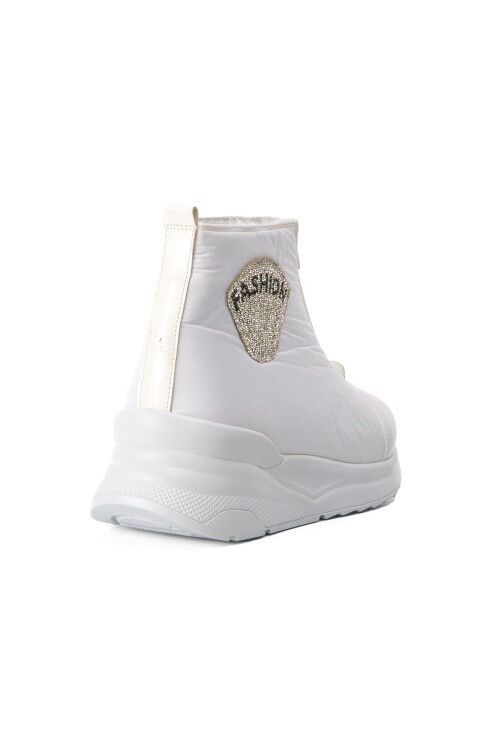 White Narrow Fit Womens Snow Boots 1321 Z