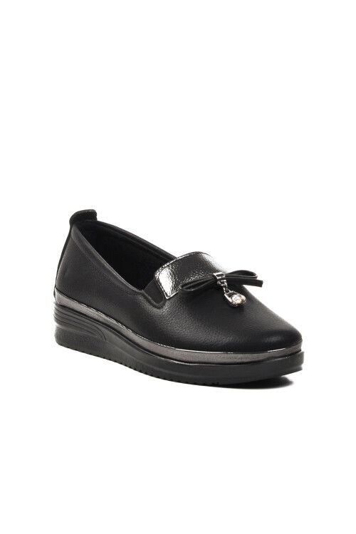 حذاء كاجوال نسائي أسود لامع 037 Z