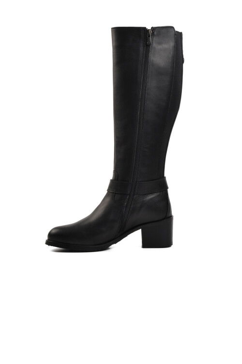 حذاء نسائي أسود 1950912K Z