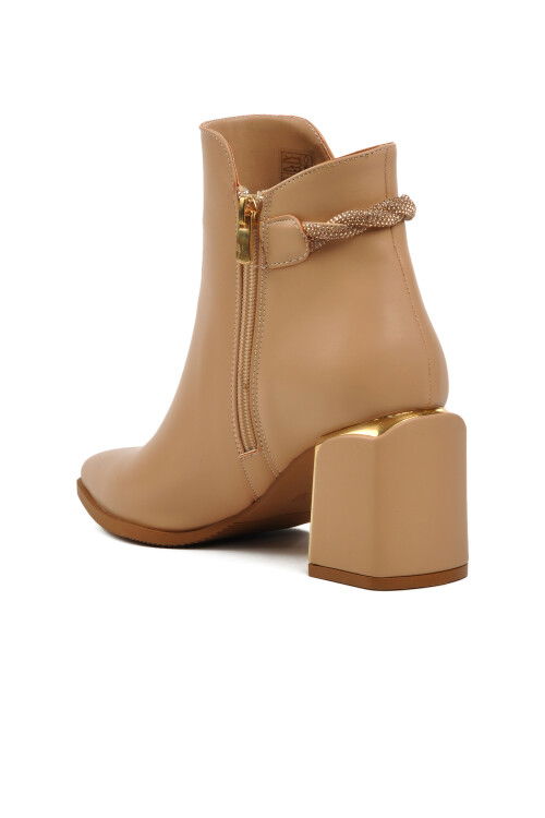 حذاء نسائي بكعب عالٍ مبطن بالصوف القطبي باللون البيج 248029 Z