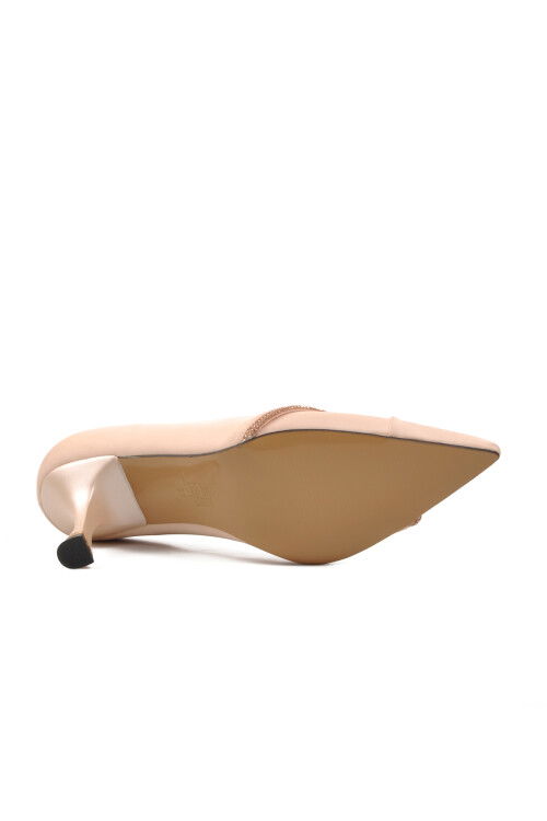 حذاء سهرة نسائي من الساتان البيج 312039 Z