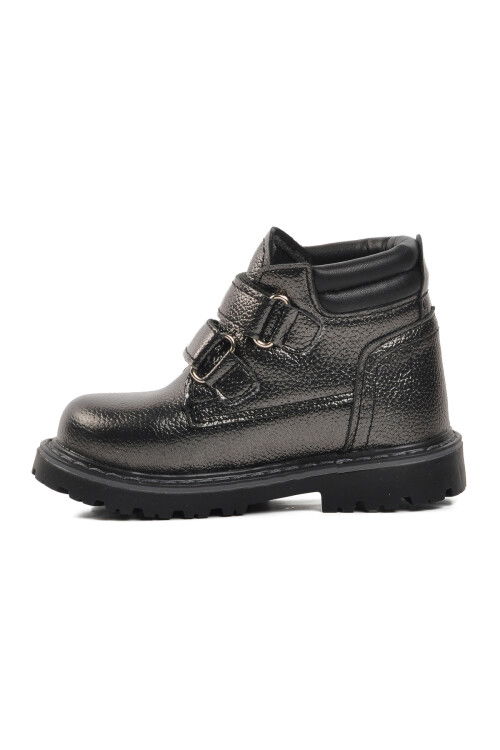 Platinum-Black Baby Boots Ctaye B