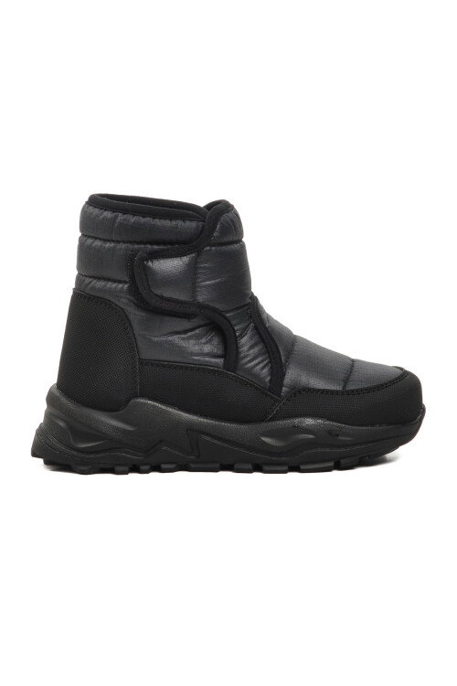 Siyah  Çocuk Kar Botu FY222 P