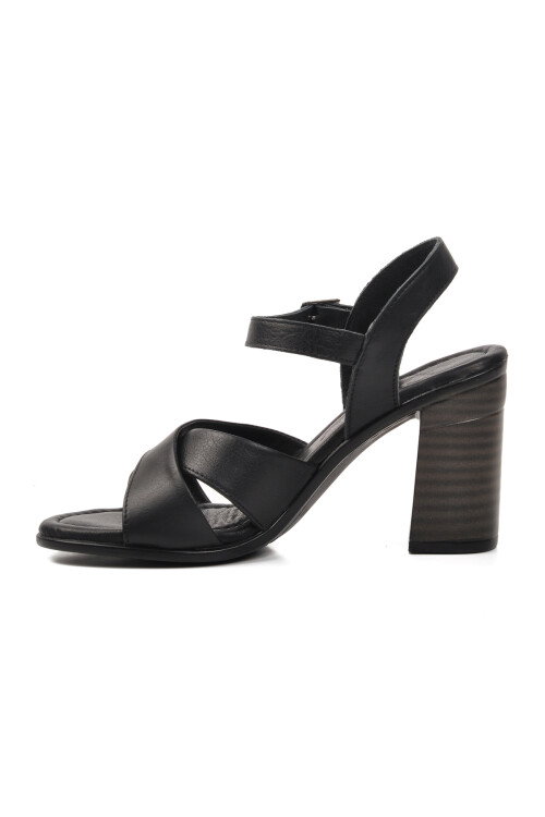 صندل بكعب من الجلد الطبيعي الأسود للنساء 9760 Z