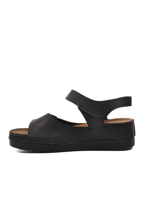 Black Womens Flat Sandals 07-109RR Z