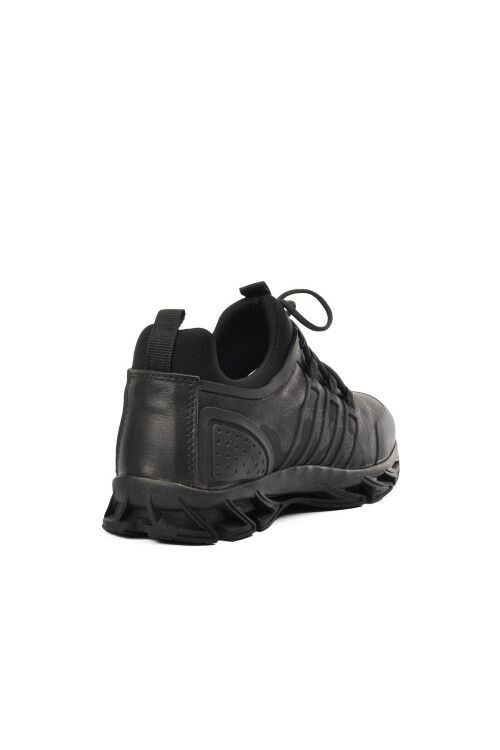 Black-Black Camouflage Mens Sneakers 152-01434 M