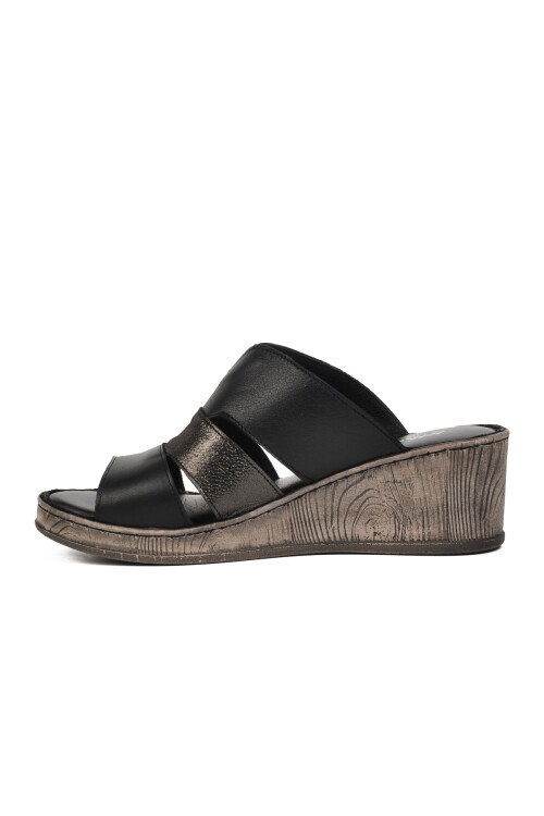 Black Womens Slippers 465173 Z