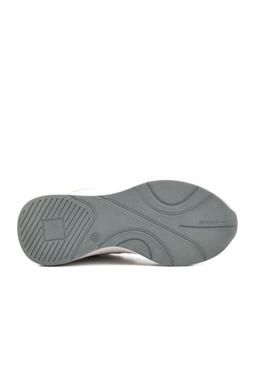 حذاء رياضي أبيض للجنسين BST-427 G