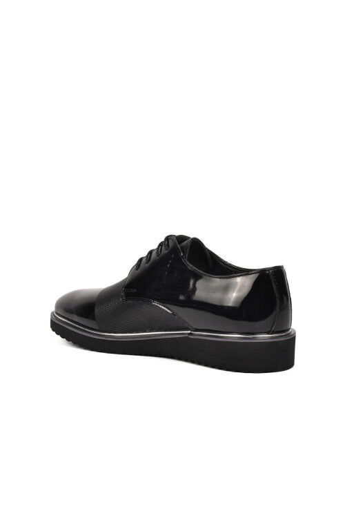 حذاء كاجوال رجالي من الجلد الأسود اللامع P400 M