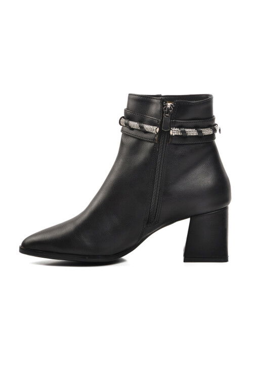 حذاء نسائي مبطن بالصوف الأسود 276515 Z