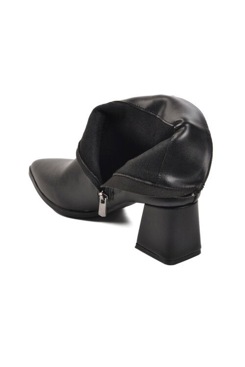 Black Skin Womens Boots 276517 Z