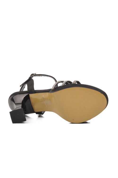 حذاء سهرة نسائي بكعب أسود حجري 529224 Z