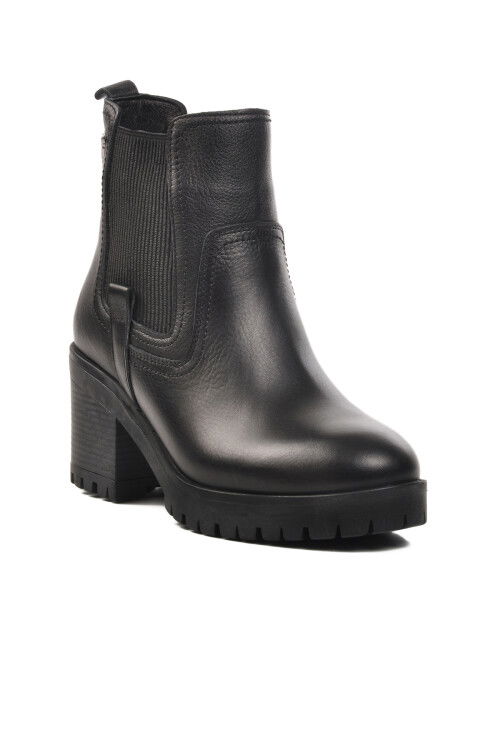 حذاء نسائي تشريحي من الجلد الطبيعي باللون الأسود 9826 Z