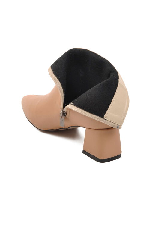 حذاء نسائي من البولي يوريثين بلون البيج 267 Z