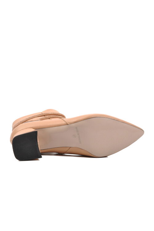 حذاء نسائي من البولي يوريثين بلون البيج 267 Z