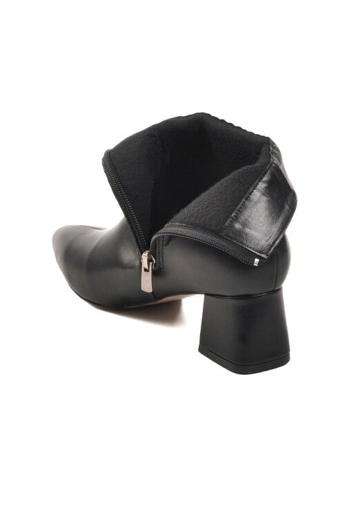 حذاء نسائي أسود من البولي يوريثين 267 Z