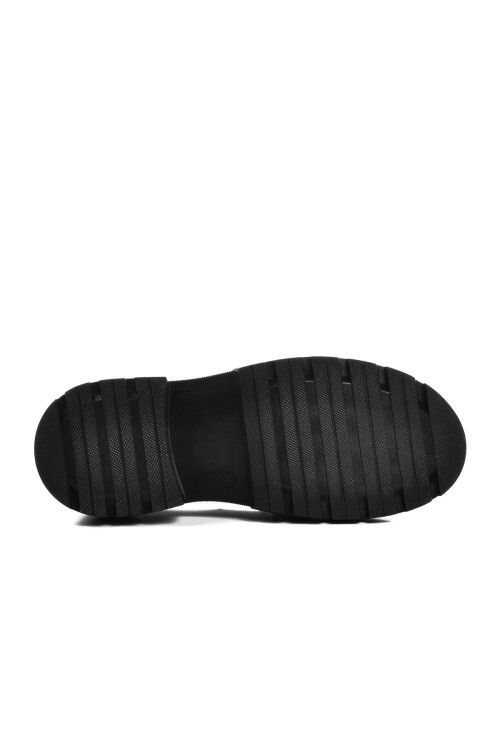 حذاء كاجوال نسائي أسود اللون 572377 Z