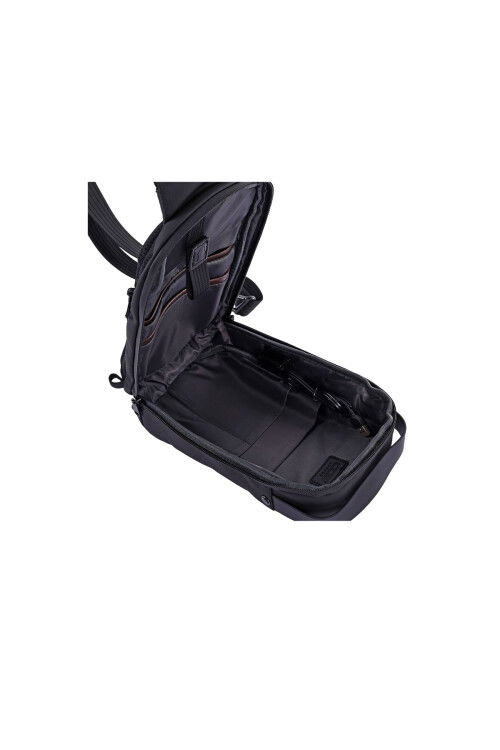 حقيبة كتف رمادية للجنسين من CCS London 51467