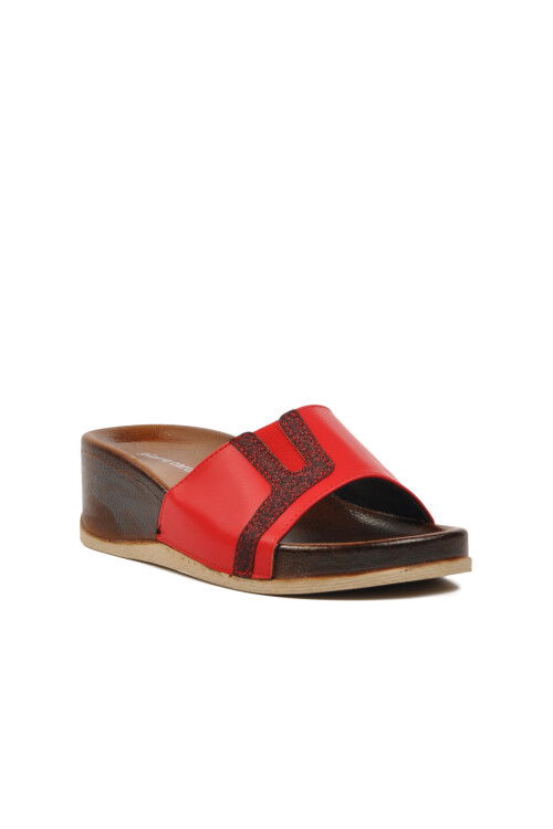 نعال نسائية حمراء PC-7021 Z