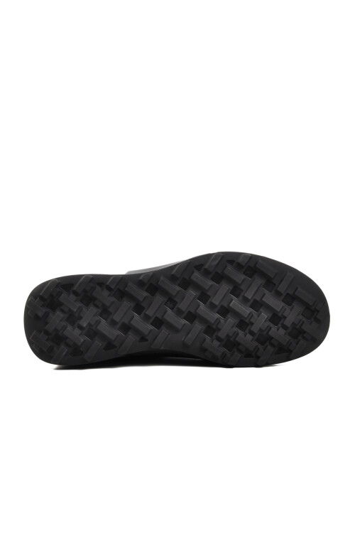 حذاء كاجوال رجالي من الجلد الطبيعي باللون الأسود من نوبوك 152-18484 M