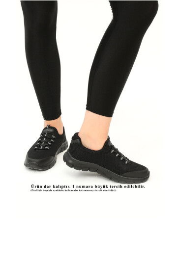 Black Mesh Lightweight Flexible Narrow Fit Womens Sneakers Flexible G