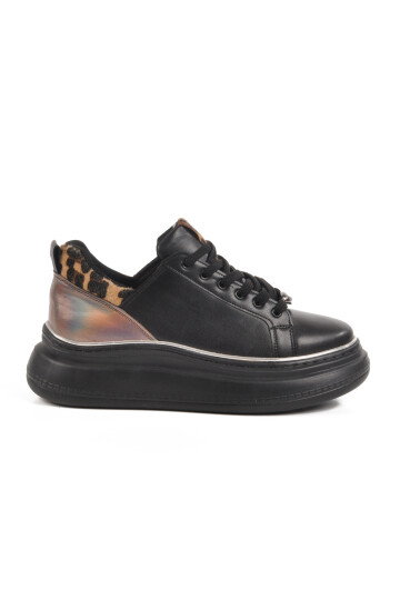 Siyah Kalın Taban Kadın Sneaker T-300 Z