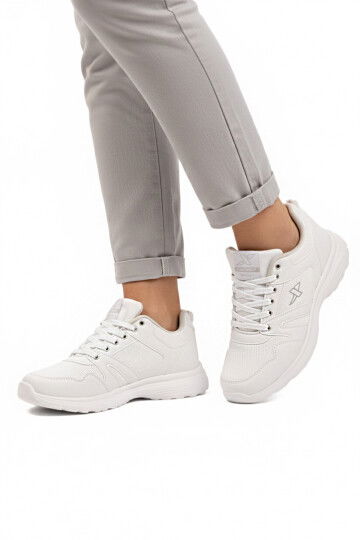 White Lightweight Flexible Unisex Sneakers Xstep 020-Skin G