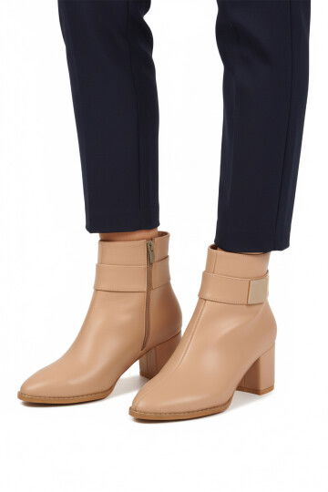 Beige Narrow Fit Stretch Ankle Length Pointed Toe Polar Fleece Heeled Womens Boots 262326 Z